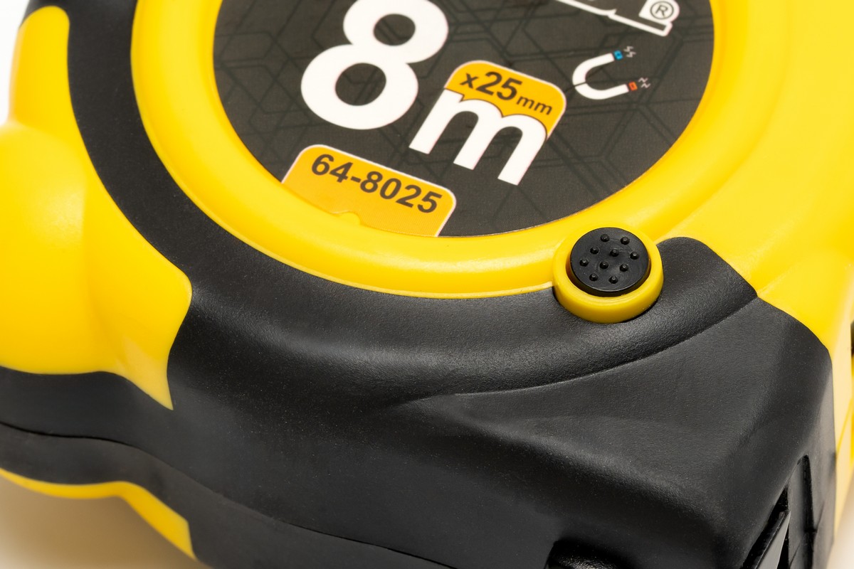 Рулетка MASTERTOOL 8 м×25 мм з магнітами 2 фіксатори кнопка STOP покриття TPR нейлонове покриття 64-8025 view 5