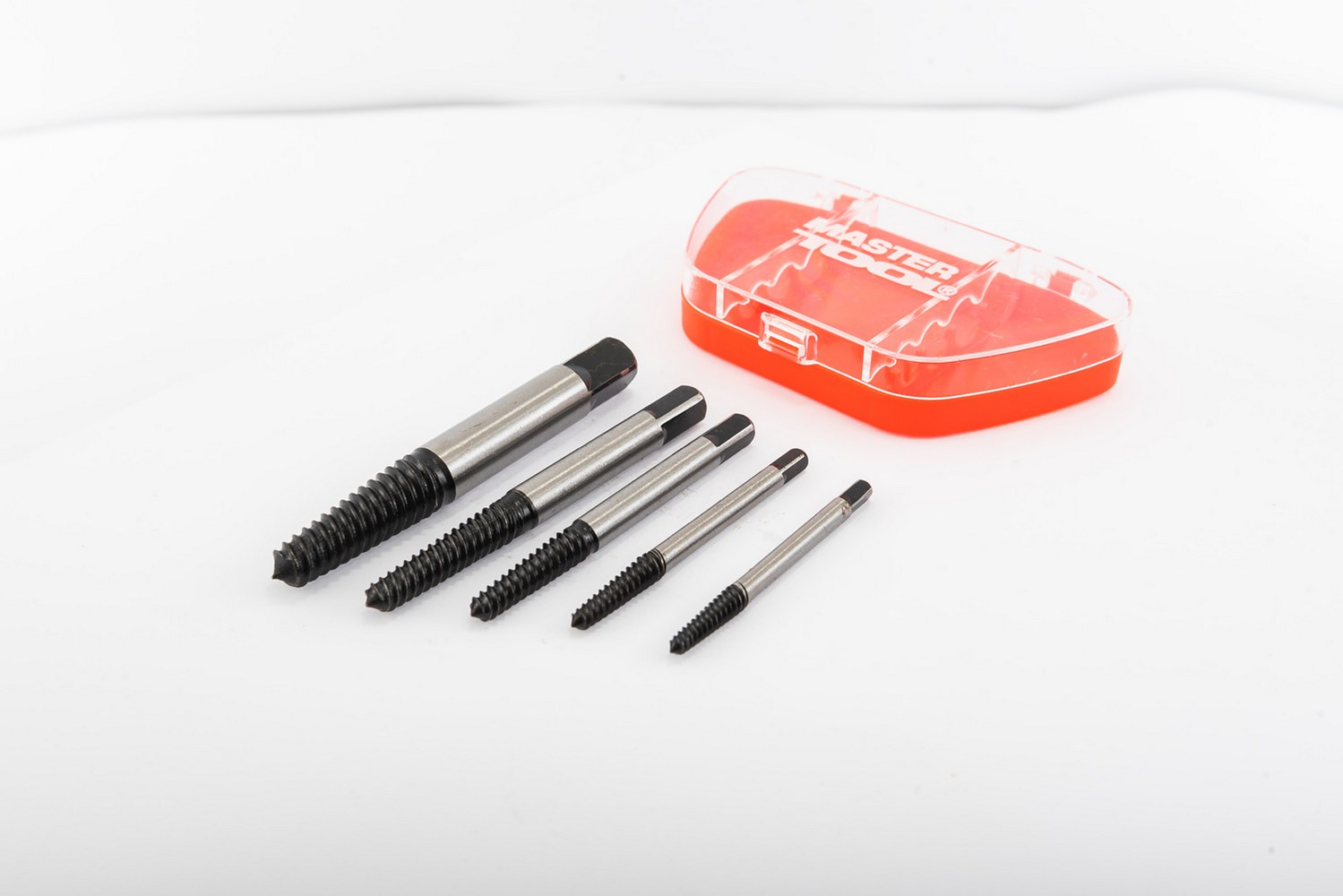 Екстрактори для викручування пошкоджених гвинтів MASTERTOOL М3-М18 набір 5 шт 14-1405 view 7