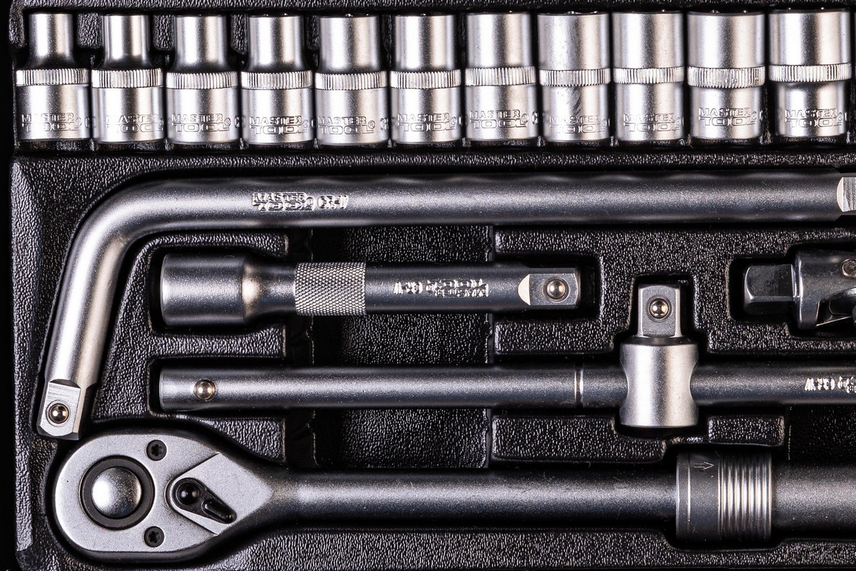 Набір головок 1/2" 8–32 мм, CrV (50BV30), тріскачка телескопічна 72Т, 26 шт, металевий кейс, PROFI MASTERTOOL 78-4126 view 4