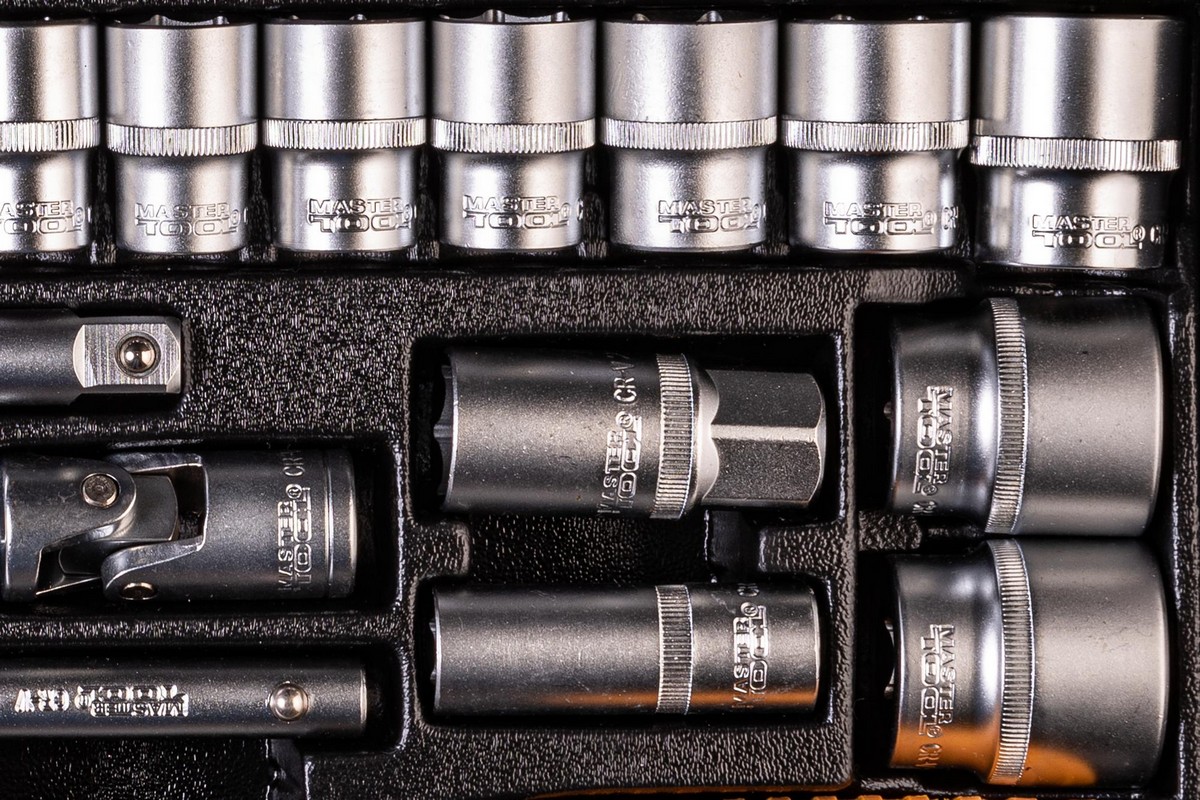 Набір головок 1/2" 8–32 мм, CrV (50BV30), тріскачка телескопічна 72Т, 26 шт, металевий кейс, PROFI MASTERTOOL 78-4126 view 5