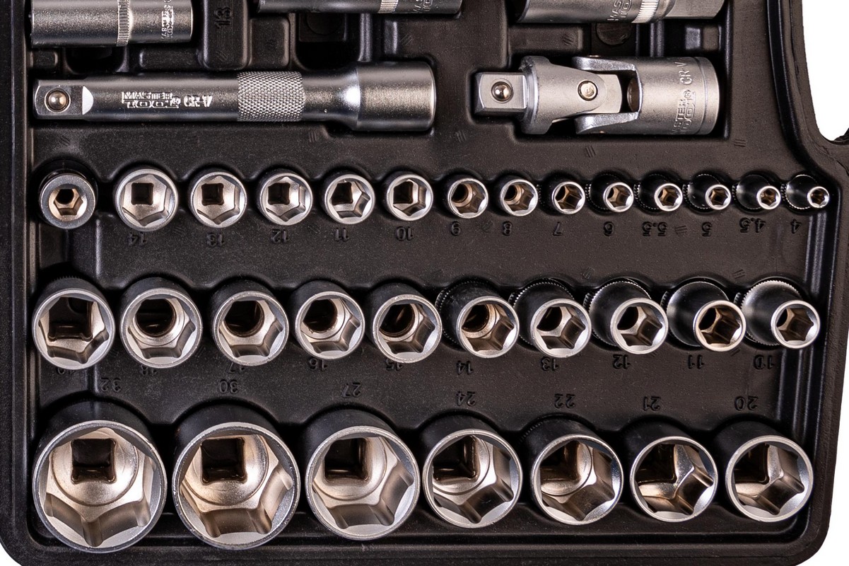 Набір головок 1/4" & 1/2" 4-14 мм / 10-32 мм CrV (50BV30), модульна тріскачка 72Т 111 шт, PROFI MASTERTOOL 78-5112 view 5